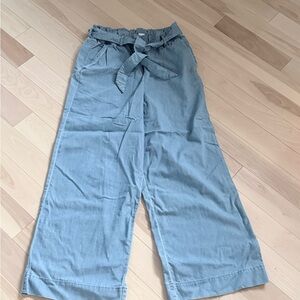 H&M Gaucho Denim Paper Bag Pants – Size 6, Like New